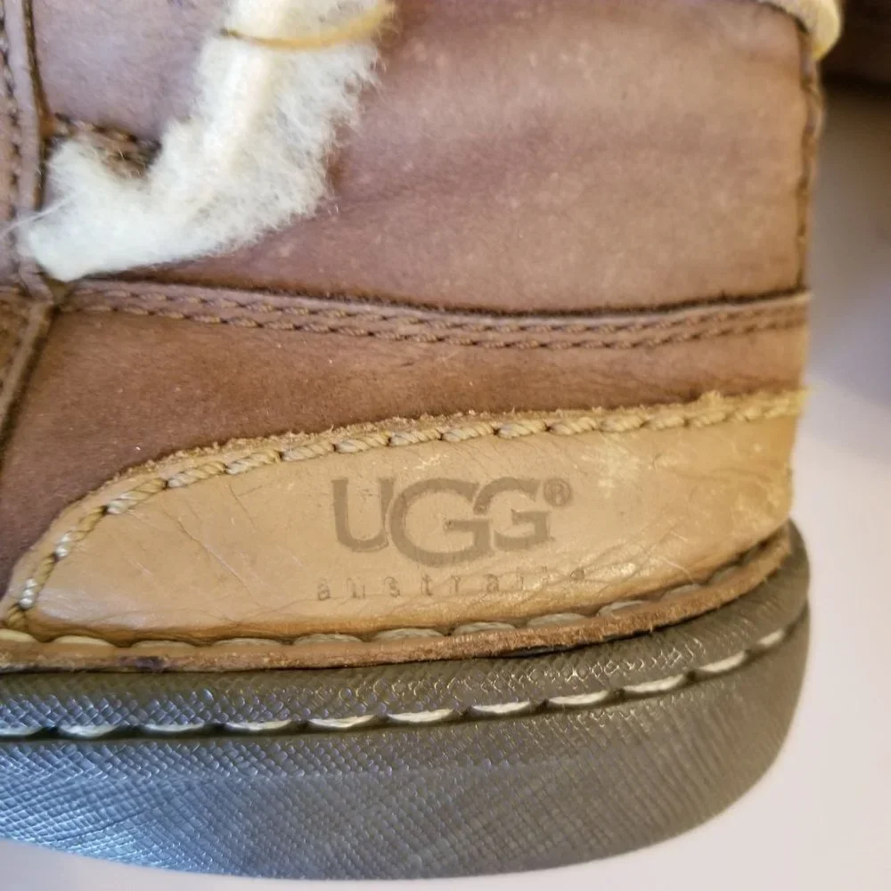 Ugg 9 Tall Boots 1634 CATALINA Brown‎ Leather Sheepskin Lace Up Wrap Around